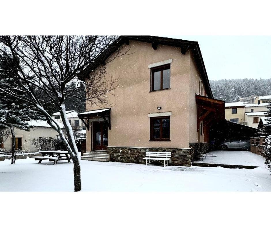 La Granja - Maison Avec Cheminee, Jardin, Baby-Foot Formiguères Exterior foto